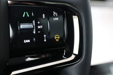 Land Rover Range Rover Evoque P270e PHEV Dynamic SE | Black Pack | Schuif/kanteldak | Trekhaak | ACC | 360° Camera
