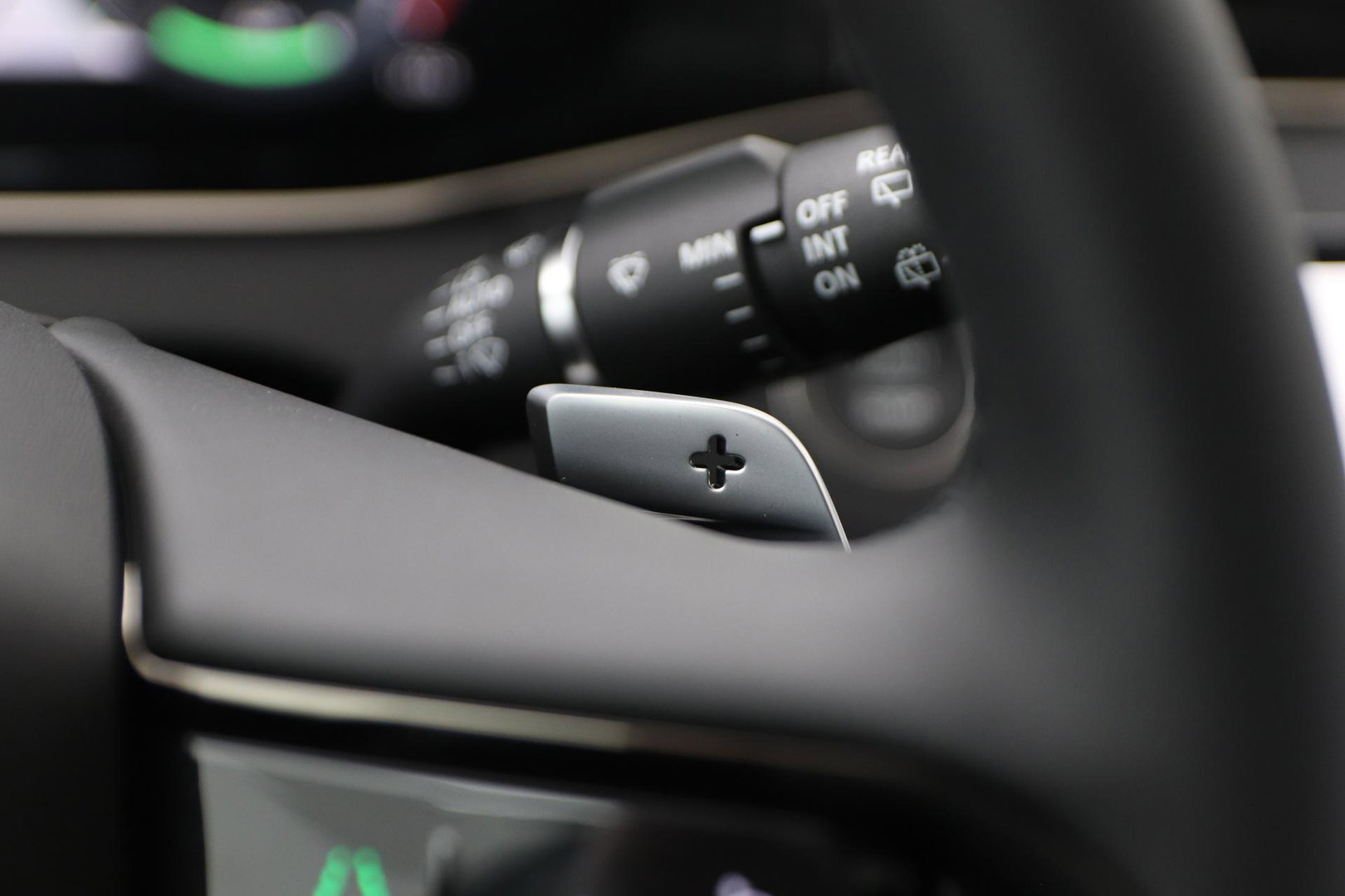 Land Rover Range Rover Evoque P270e PHEV Dynamic SE | Black Pack | Schuif/kanteldak | Trekhaak | ACC | 360° Camera