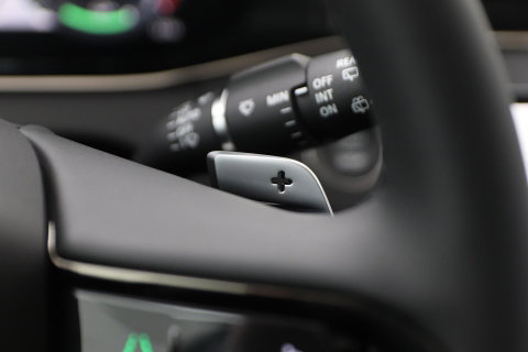 Land Rover Range Rover Evoque P270e PHEV Dynamic SE | Black Pack | Schuif/kanteldak | Trekhaak | ACC | 360° Camera