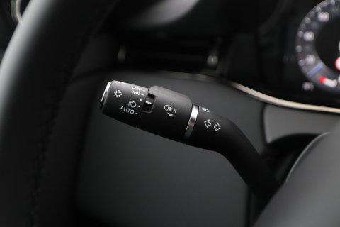 Land Rover Range Rover Evoque P270e PHEV Dynamic SE | Black Pack | Schuif/kanteldak | Trekhaak | ACC | 360° Camera