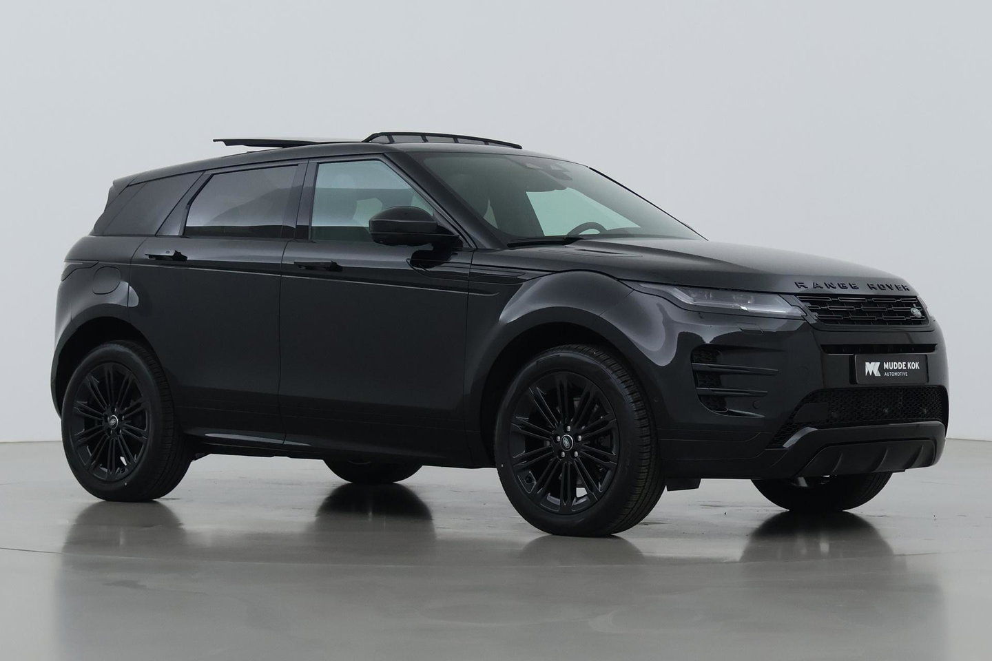 Land Rover Range Rover Evoque P270e PHEV Dynamic SE | Black Pack | Schuif/kanteldak | Trekhaak | ACC | 360° Camera