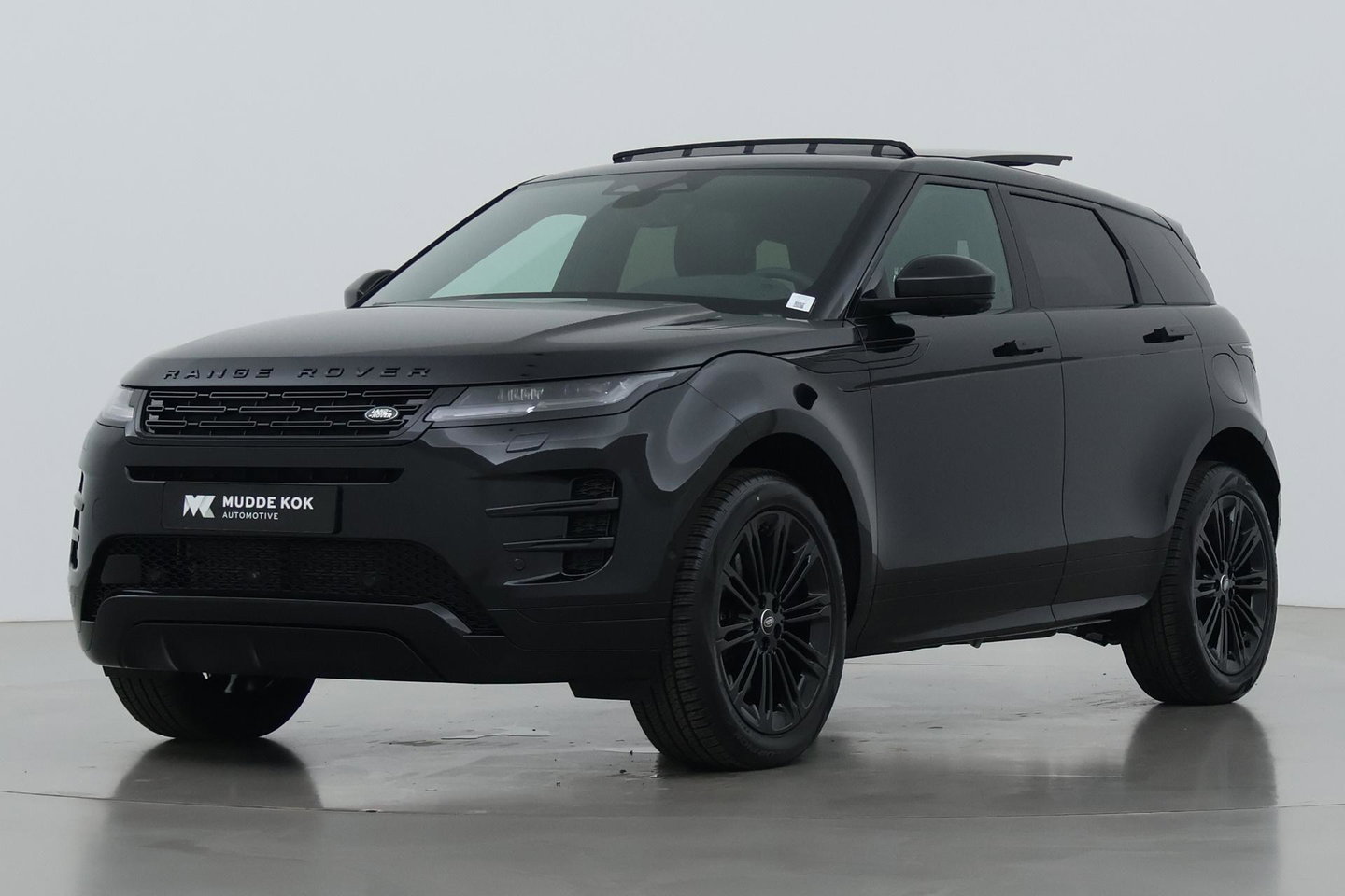 Land Rover Range Rover Evoque P270e PHEV Dynamic SE | Black Pack | Schuif/kanteldak | Trekhaak | ACC | 360° Camera