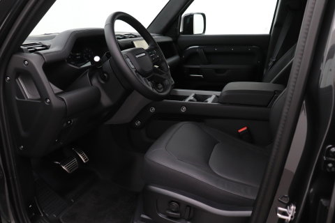 Land Rover Defender 2.0 P300e 110 X | FACELIFT | ClearSight | Meridian Surround | Trekhaak | Luchtvering | Koelbox | Panoramadak | 22 Inch