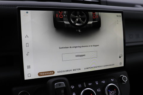 Land Rover Defender 2.0 P300e 110 X | FACELIFT | ClearSight | Meridian Surround | Trekhaak | Luchtvering | Koelbox | Panoramadak | 22 Inch