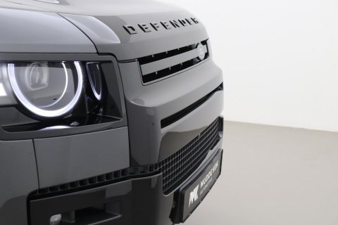 Land Rover Defender 2.0 P300e 110 X | FACELIFT | ClearSight | Meridian Surround | Trekhaak | Luchtvering | Koelbox | Panoramadak | 22 Inch