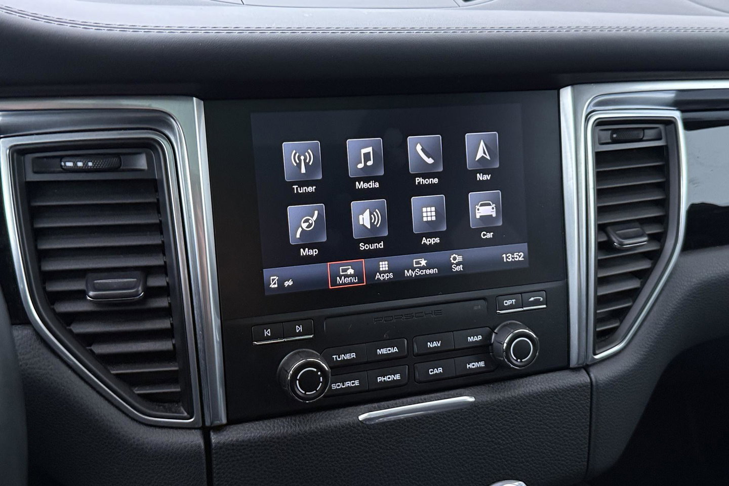 Porsche Macan 3.0 S | Panoramadak | 21 Inch | BOSE Audio | Camera | Vol-Leder | Trekhaak