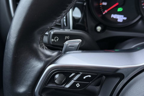 Porsche Macan 3.0 S | Panoramadak | 21 Inch | BOSE Audio | Camera | Vol-Leder | Trekhaak