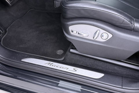 Porsche Macan 3.0 S | Panoramadak | 21 Inch | BOSE Audio | Camera | Vol-Leder | Trekhaak
