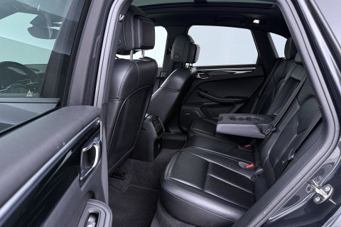 Porsche Macan 3.0 S | Panoramadak | 21 Inch | BOSE Audio | Camera | Vol-Leder | Trekhaak