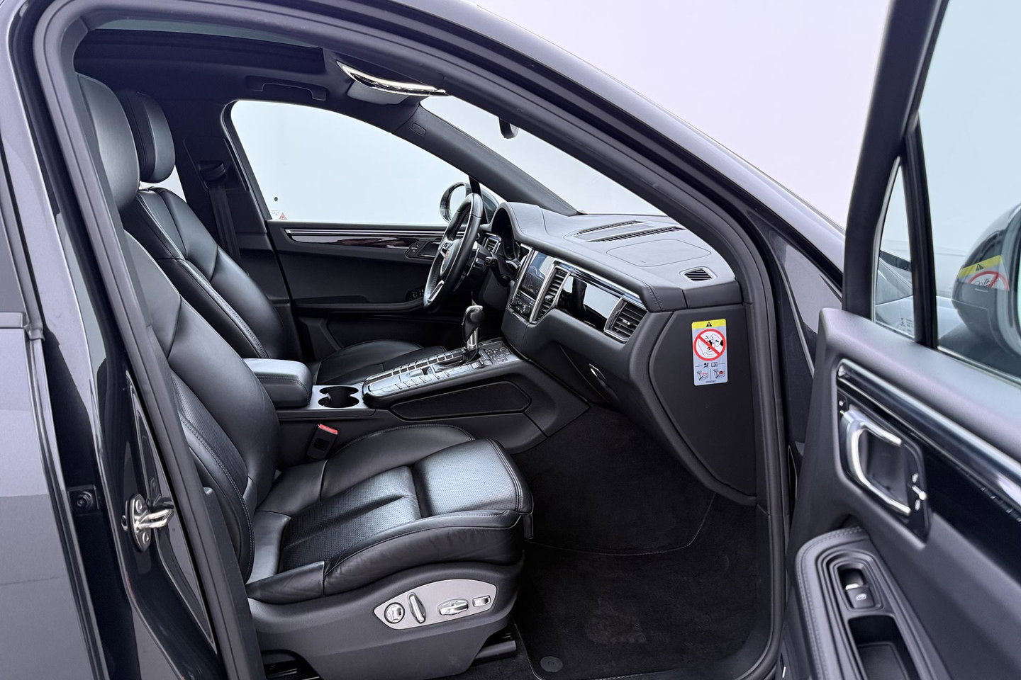 Porsche Macan 3.0 S | Panoramadak | 21 Inch | BOSE Audio | Camera | Vol-Leder | Trekhaak