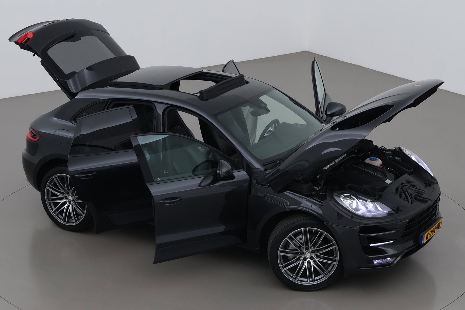 Porsche Macan 3.0 S | Panoramadak | 21 Inch | BOSE Audio | Camera | Vol-Leder | Trekhaak