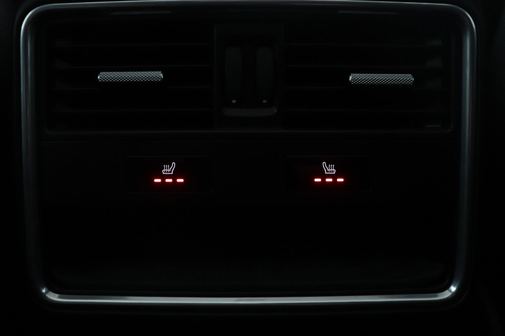 Porsche Cayenne Coupé 3.0 E-Hybrid | Panoramadak | 360° Camera | 21 Inch | Vol-Leder
