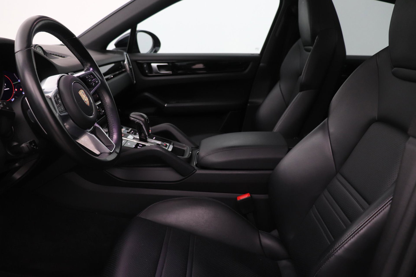Porsche Cayenne Coupé 3.0 E-Hybrid | Panoramadak | 360° Camera | 21 Inch | Vol-Leder