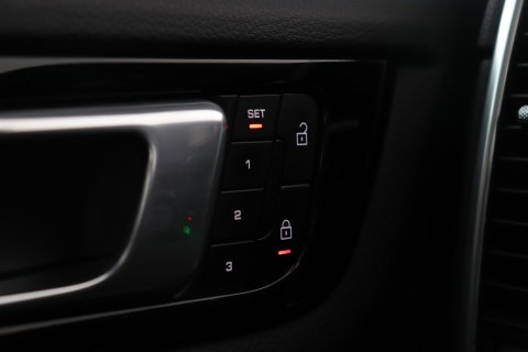 Porsche Cayenne Coupé 3.0 E-Hybrid | Panoramadak | 360° Camera | 21 Inch | Vol-Leder