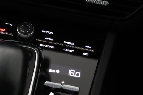 Porsche Cayenne Coupé 3.0 E-Hybrid | Panoramadak | 360° Camera | 21 Inch | Vol-Leder