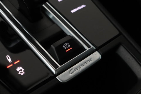 Porsche Cayenne Coupé 3.0 E-Hybrid | Panoramadak | 360° Camera | 21 Inch | Vol-Leder