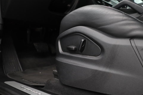 Porsche Cayenne Coupé 3.0 E-Hybrid | Panoramadak | 360° Camera | 21 Inch | Vol-Leder