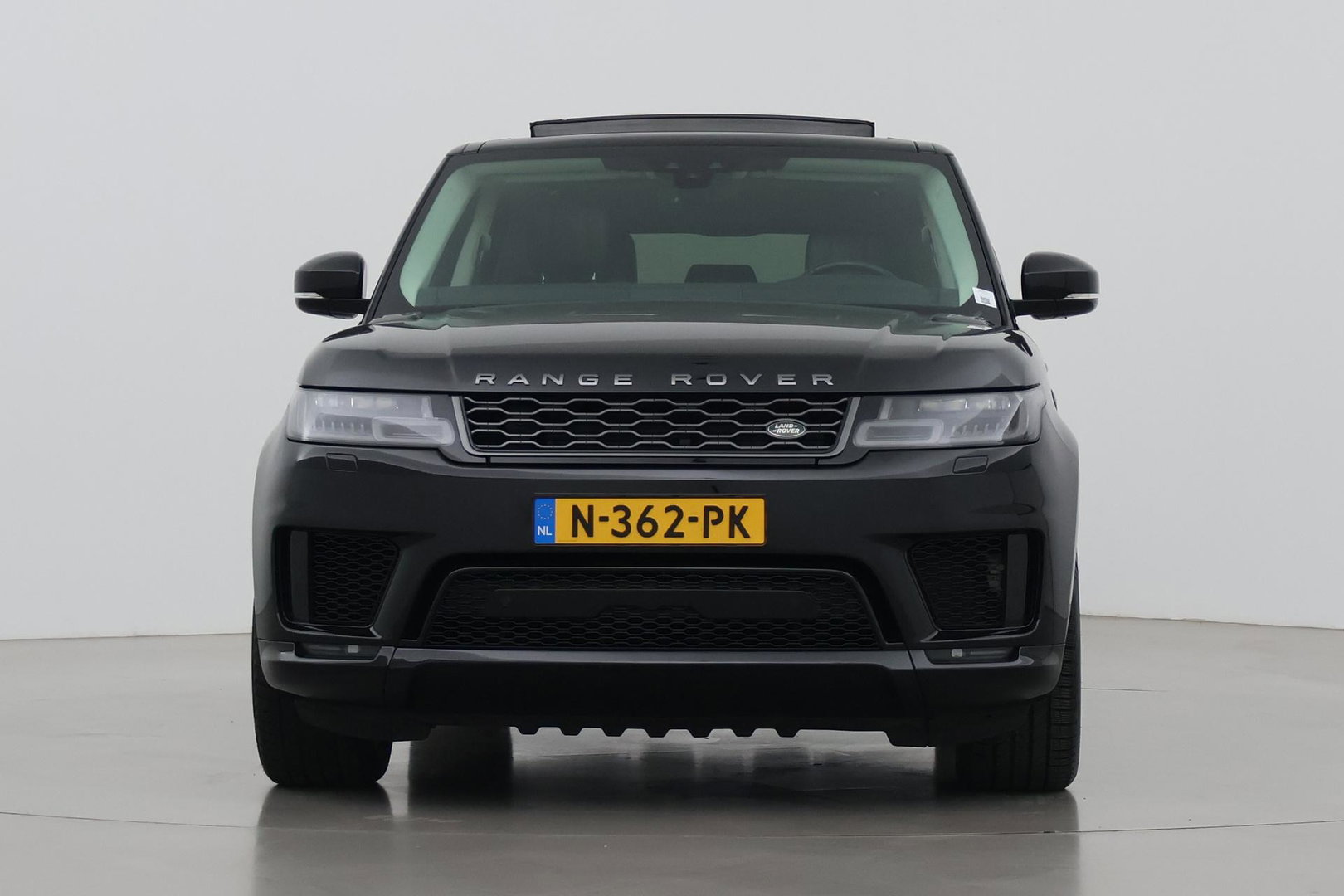 Land Rover Range Rover Sport 3.0 SDV6 HSE Dynamic | Black Pack | Luchtvering | Trekhaak | Meridian | Panoramadak | Koelbox | Memory