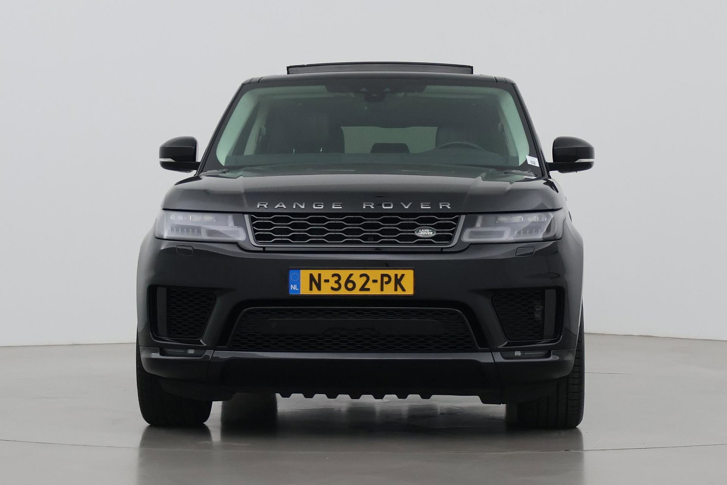 Land Rover Range Rover Sport 3.0 SDV6 HSE Dynamic | Black Pack | Luchtvering | Trekhaak | Meridian | Panoramadak | Koelbox | Memory