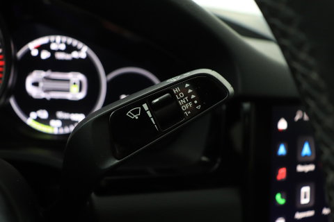 Porsche Cayenne Coupé 3.0 E-Hybrid Platinum Edition | Luchtvering | Panoramadak | Sport Chrono | Soft-Close | 360° Camera | 21 Inch