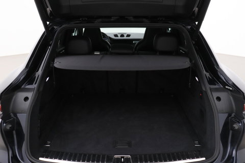Porsche Cayenne Coupé 3.0 E-Hybrid Platinum Edition | Luchtvering | Panoramadak | Sport Chrono | Soft-Close | 360° Camera | 21 Inch