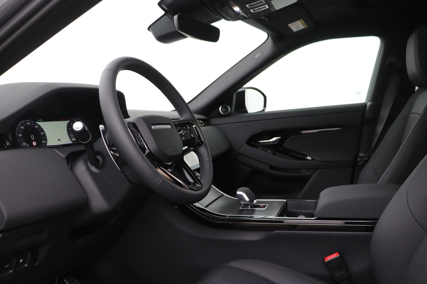 Land Rover Range Rover Evoque P270e PHEV Dynamic SE | Black Pack | Schuif/kanteldak | ACC | 20 Inch | Stuur+Voorruitverwarming