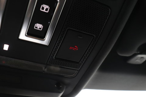 Land Rover Range Rover Evoque P270e PHEV Dynamic SE | Black Pack | Schuif/kanteldak | ACC | 20 Inch | Stuur+Voorruitverwarming