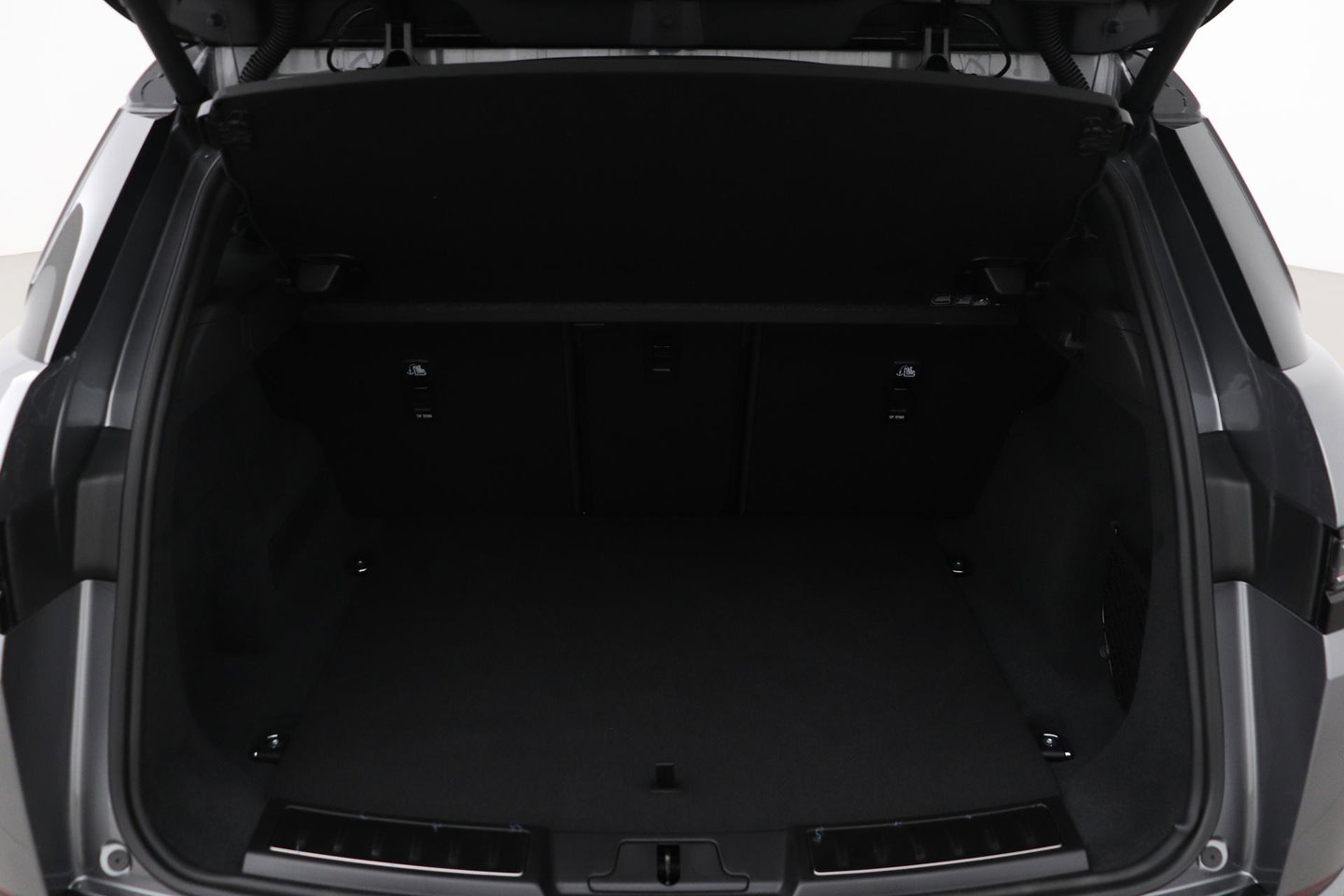 Land Rover Range Rover Evoque P270e PHEV Dynamic SE | Black Pack | Schuif/kanteldak | ACC | 20 Inch | Stuur+Voorruitverwarming