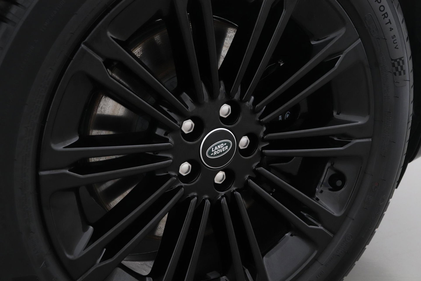 Land Rover Range Rover Evoque P270e PHEV Dynamic SE | Black Pack | Schuif/kanteldak | ACC | 20 Inch | Stuur+Voorruitverwarming