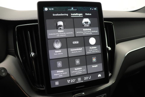 Volvo XC60 T8 Plug-in hybrid Ultra Black Edition | ACC | Panoramadak | 360° Camera | Head-Up | Harman/Kardon | 22 Inch