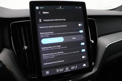 Volvo XC60 T8 Plug-in hybrid Ultra Black Edition | ACC | Panoramadak | 360° Camera | Head-Up | Harman/Kardon | 22 Inch