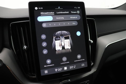Volvo XC60 T8 Plug-in hybrid Ultra Black Edition | ACC | Panoramadak | 360° Camera | Head-Up | Harman/Kardon | 22 Inch