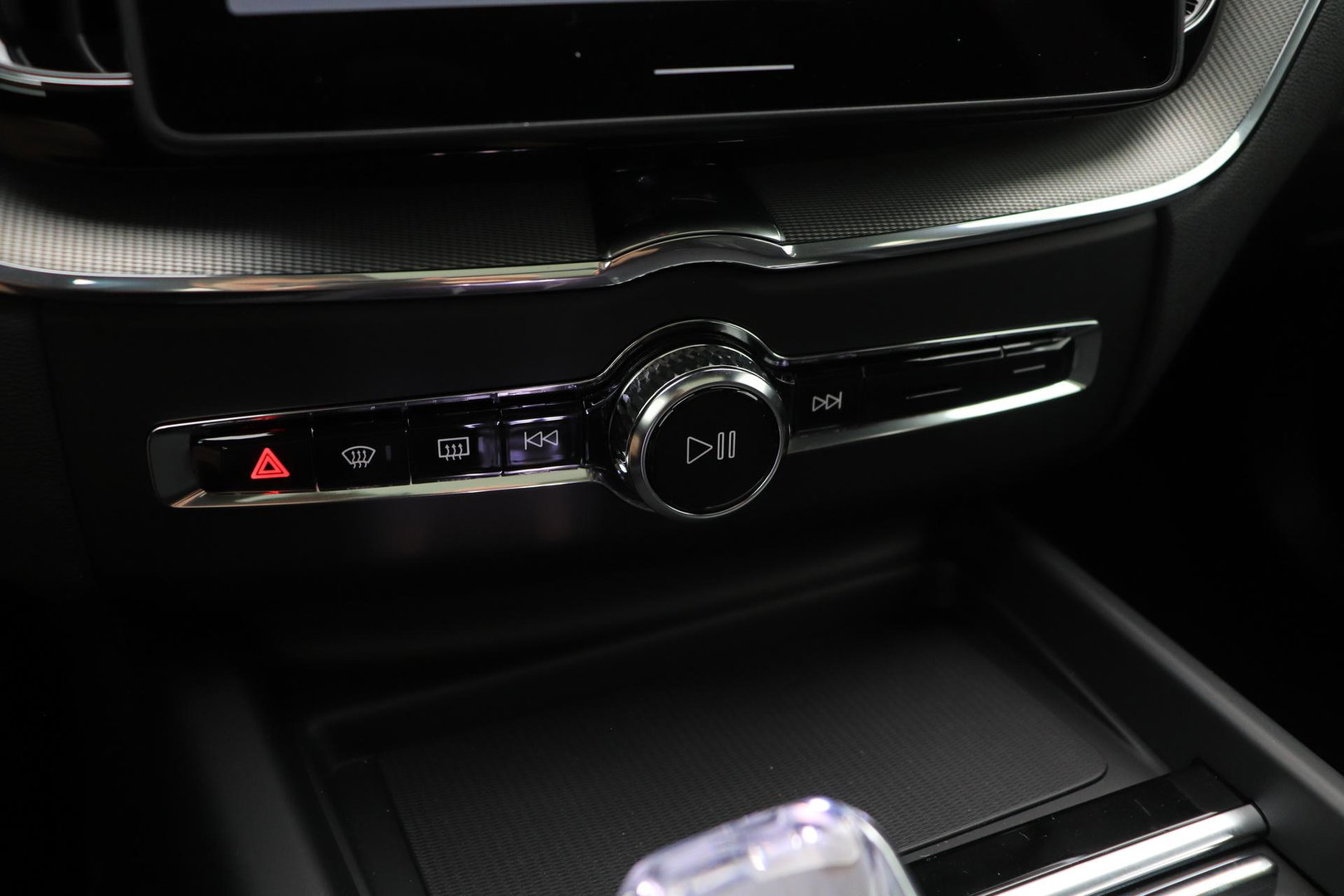 Volvo XC60 T8 Plug-in hybrid Ultra Black Edition | ACC | Panoramadak | 360° Camera | Head-Up | Harman/Kardon | 22 Inch