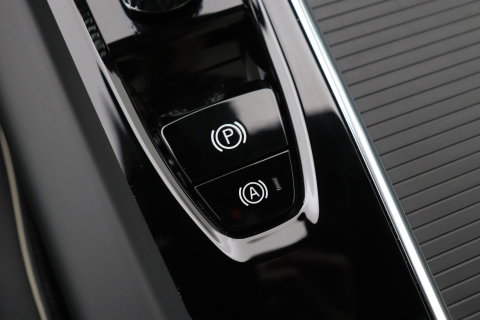 Volvo XC60 T8 Plug-in hybrid Ultra Black Edition | ACC | Panoramadak | 360° Camera | Head-Up | Harman/Kardon | 22 Inch