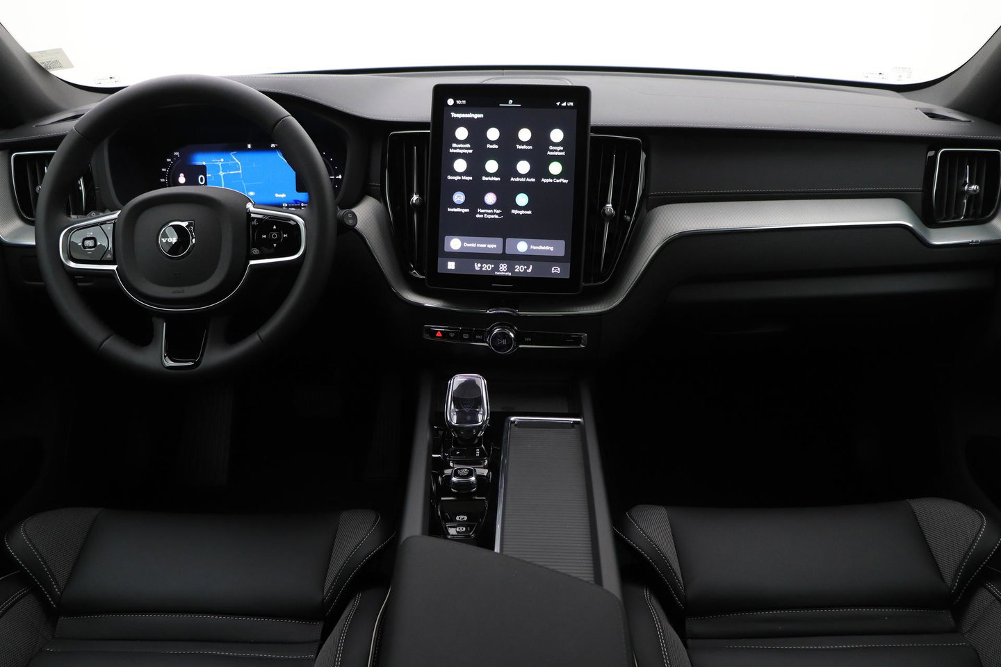 Volvo XC60 T8 Plug-in hybrid Ultra Black Edition | ACC | Panoramadak | 360° Camera | Head-Up | Harman/Kardon | 22 Inch