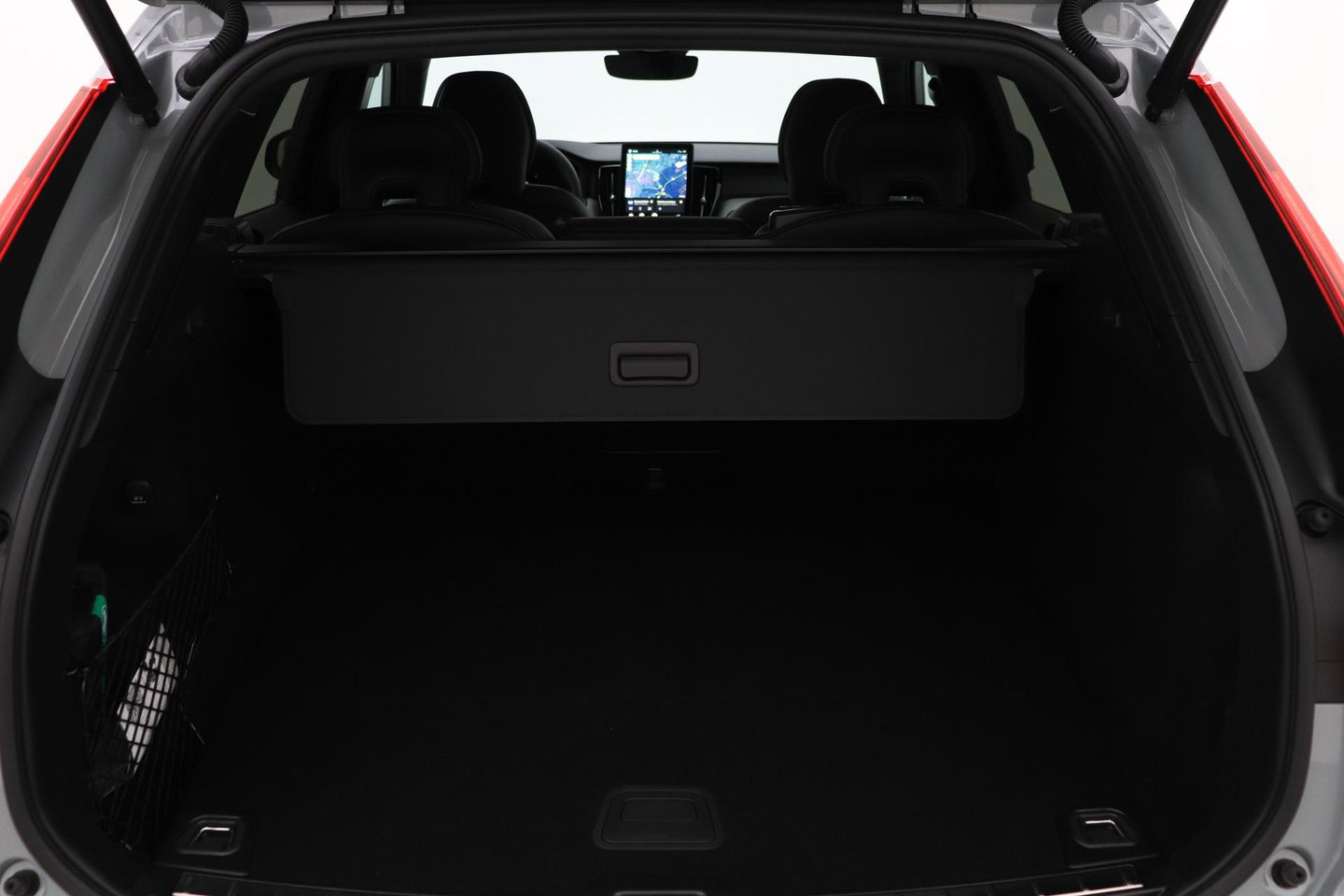 Volvo XC60 T8 Plug-in hybrid Ultra Black Edition | ACC | Panoramadak | 360° Camera | Head-Up | Harman/Kardon | 22 Inch
