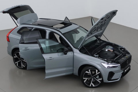 Volvo XC60 T8 Plug-in hybrid Ultra Black Edition | ACC | Panoramadak | 360° Camera | Head-Up | Harman/Kardon | 22 Inch