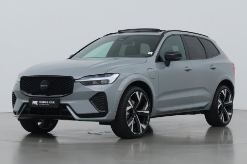 Volvo XC60 T8 Plug-in hybrid Ultra Black Edition | ACC | Panoramadak | 360° Camera | Head-Up | Harman/Kardon | 22 Inch