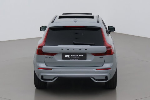 Volvo XC60 T8 Plug-in hybrid Ultra Black Edition | ACC | Panoramadak | 360° Camera | Head-Up | Harman/Kardon | 22 Inch