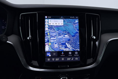 Volvo V60 T6 Plug-in hybrid Plus Bright | ACC | Panoramadak | 360° Camera | Head-Up | Harman/Kardon | Stoel+Stuurverwarming | Keyless | Getint Glas