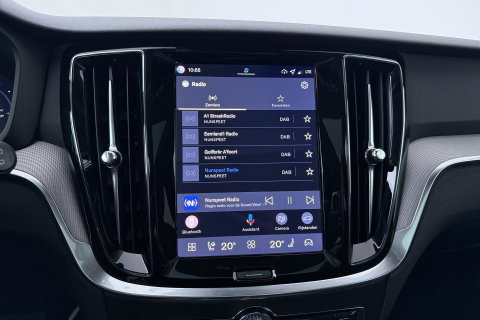 Volvo V60 T6 Plug-in hybrid Plus Bright | ACC | Panoramadak | 360° Camera | Head-Up | Harman/Kardon | Stoel+Stuurverwarming | Keyless | Getint Glas