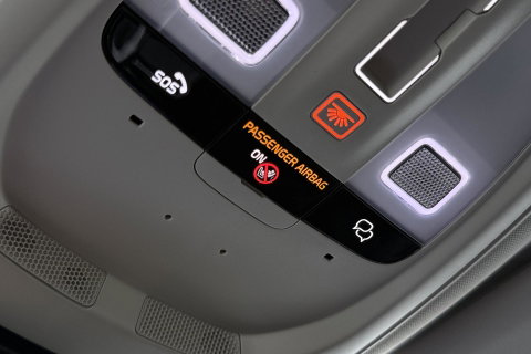Volvo V60 T6 Plug-in hybrid Plus Bright | ACC | Panoramadak | 360° Camera | Head-Up | Harman/Kardon | Stoel+Stuurverwarming | Keyless | Getint Glas