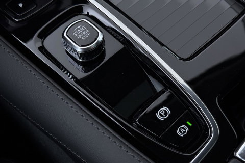 Volvo V60 T6 Plug-in hybrid Plus Bright | ACC | Panoramadak | 360° Camera | Head-Up | Harman/Kardon | Stoel+Stuurverwarming | Keyless | Getint Glas