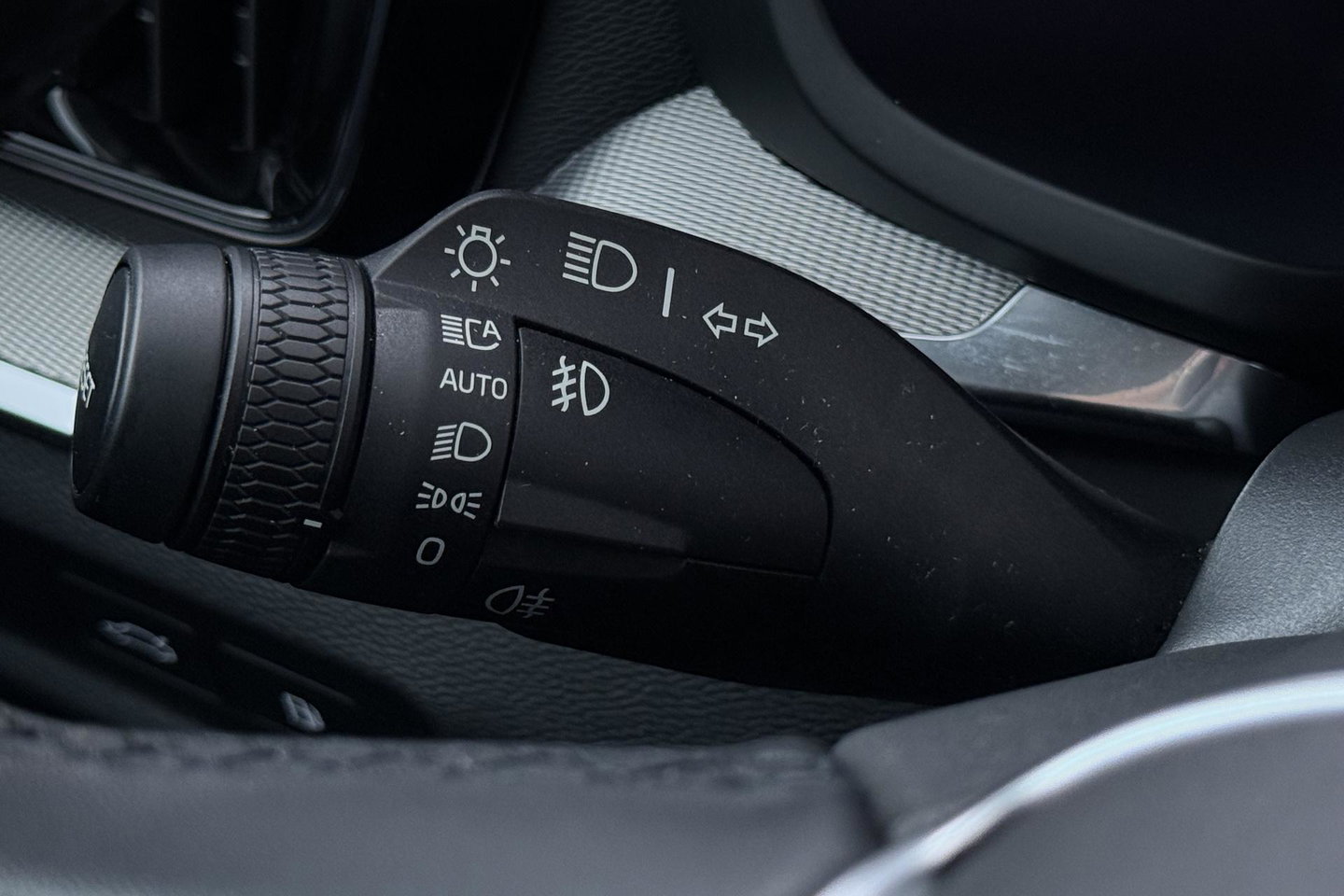 Volvo V60 T6 Plug-in hybrid Plus Bright | ACC | Panoramadak | 360° Camera | Head-Up | Harman/Kardon | Stoel+Stuurverwarming | Keyless | Getint Glas