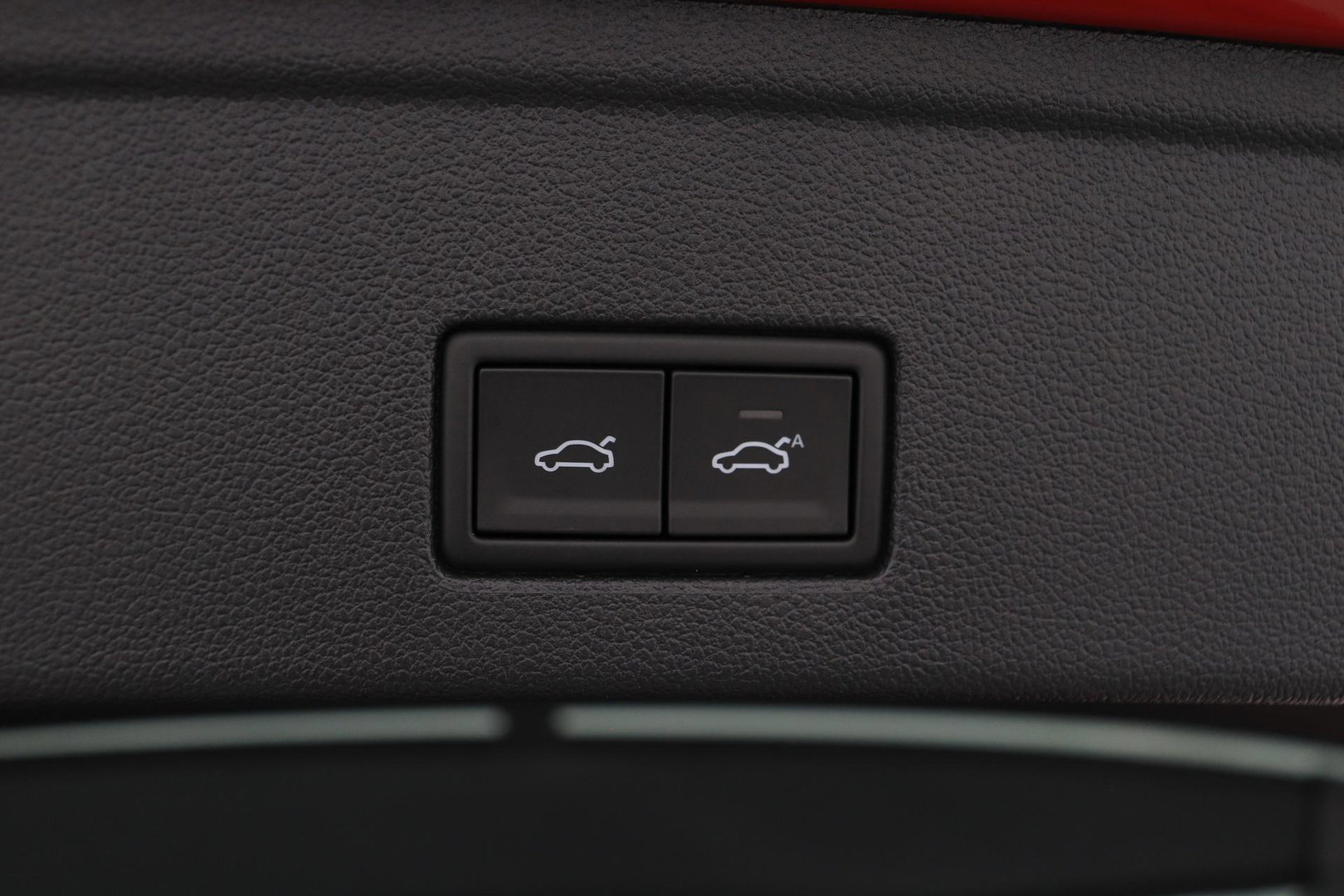 Volkswagen Touareg 3.0 TSi eHybrid 4MOTION R | FINAL EDITION | Luchtvering | Trekhaak | Panoramadak | Dynaudio | 360° Camera