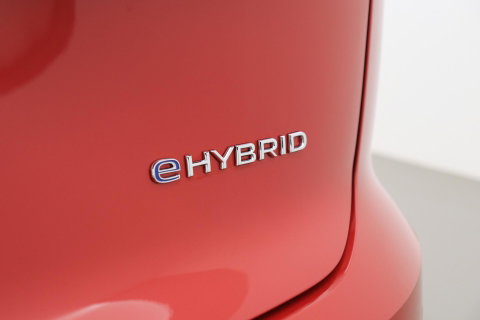 Volkswagen Touareg 3.0 TSi eHybrid 4MOTION R | FINAL EDITION | Luchtvering | Trekhaak | Panoramadak | Dynaudio | 360° Camera