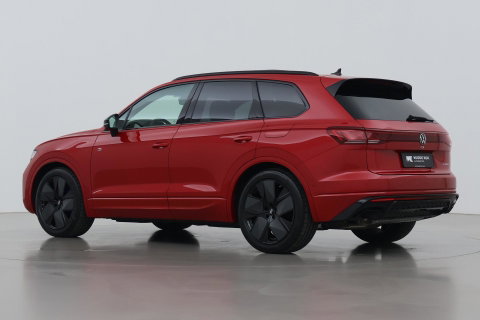 Volkswagen Touareg 3.0 TSi eHybrid 4MOTION R | FINAL EDITION | Luchtvering | Trekhaak | Panoramadak | Dynaudio | 360° Camera