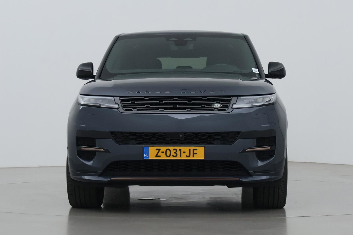 Land Rover Range Rover Sport 3.0 P440e SE | ACC | Panoramadak | Luchtvering | Trekhaak | 360° Camera | Stoel+Stuurverwarming | 22 Inch