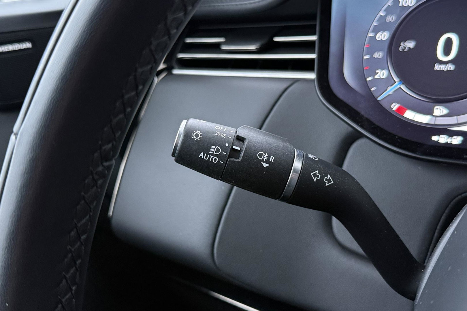Land Rover Range Rover Sport 3.0 P440e SE | ACC | Panoramadak | Luchtvering | Trekhaak | 360° Camera | Stoel+Stuurverwarming | 22 Inch