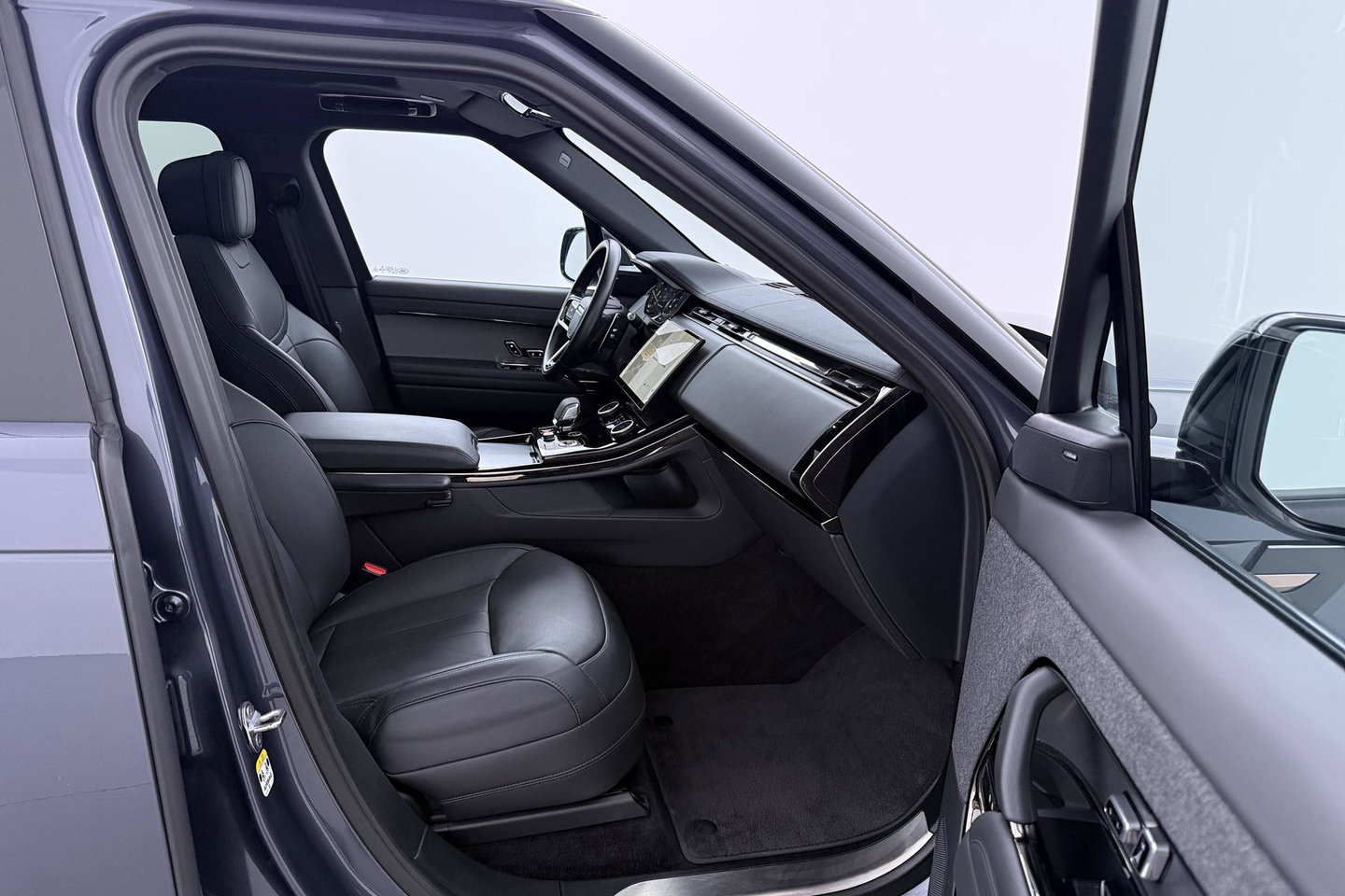 Land Rover Range Rover Sport 3.0 P440e SE | ACC | Panoramadak | Luchtvering | Trekhaak | 360° Camera | Stoel+Stuurverwarming | 22 Inch